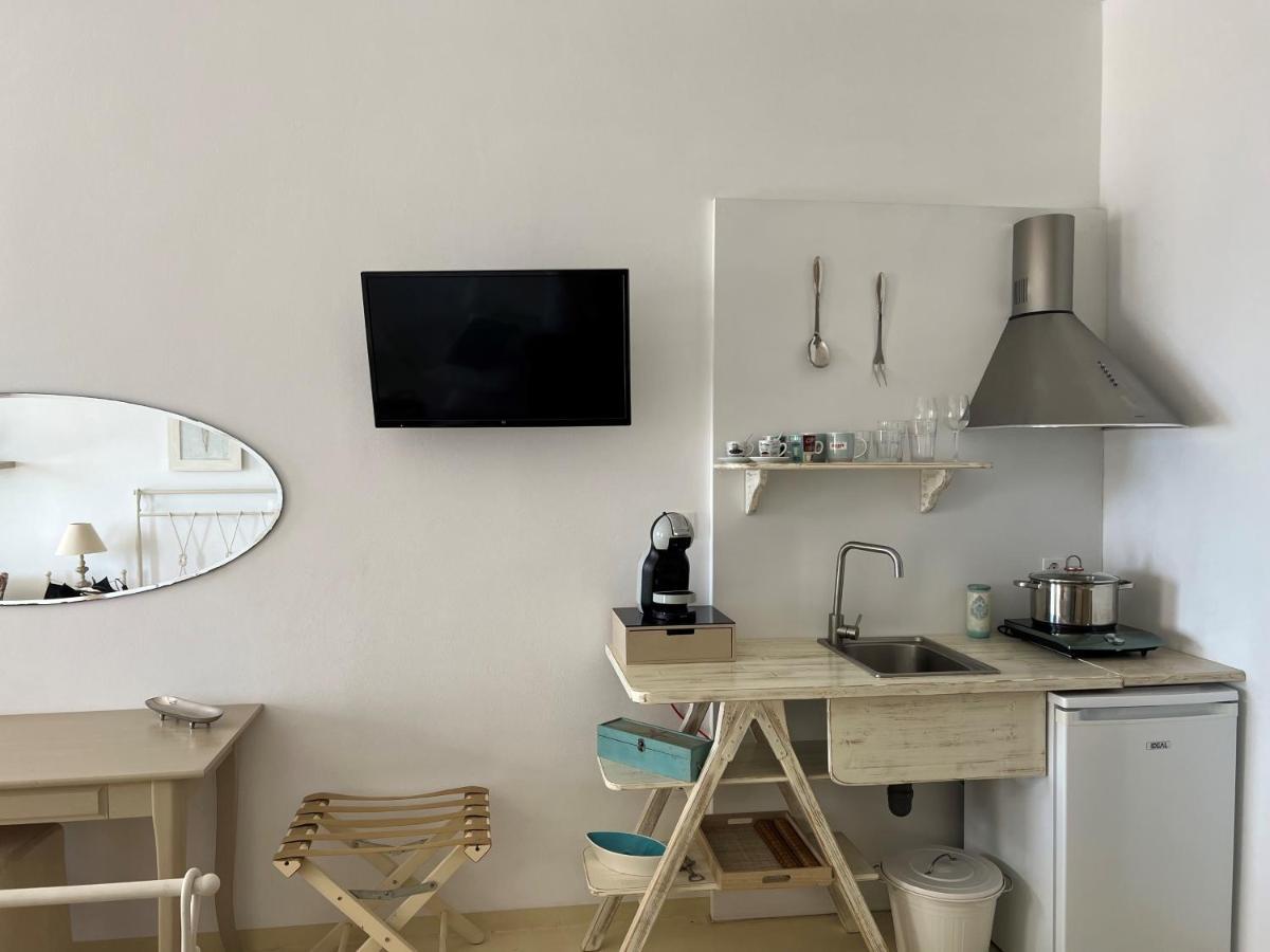Heavenly Milos Suites Agia Kiriaki Beach  Exteriér fotografie